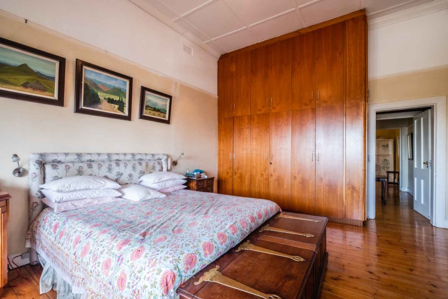 To Let 4 Bedroom Property for Rent in Oranjezicht Western Cape
